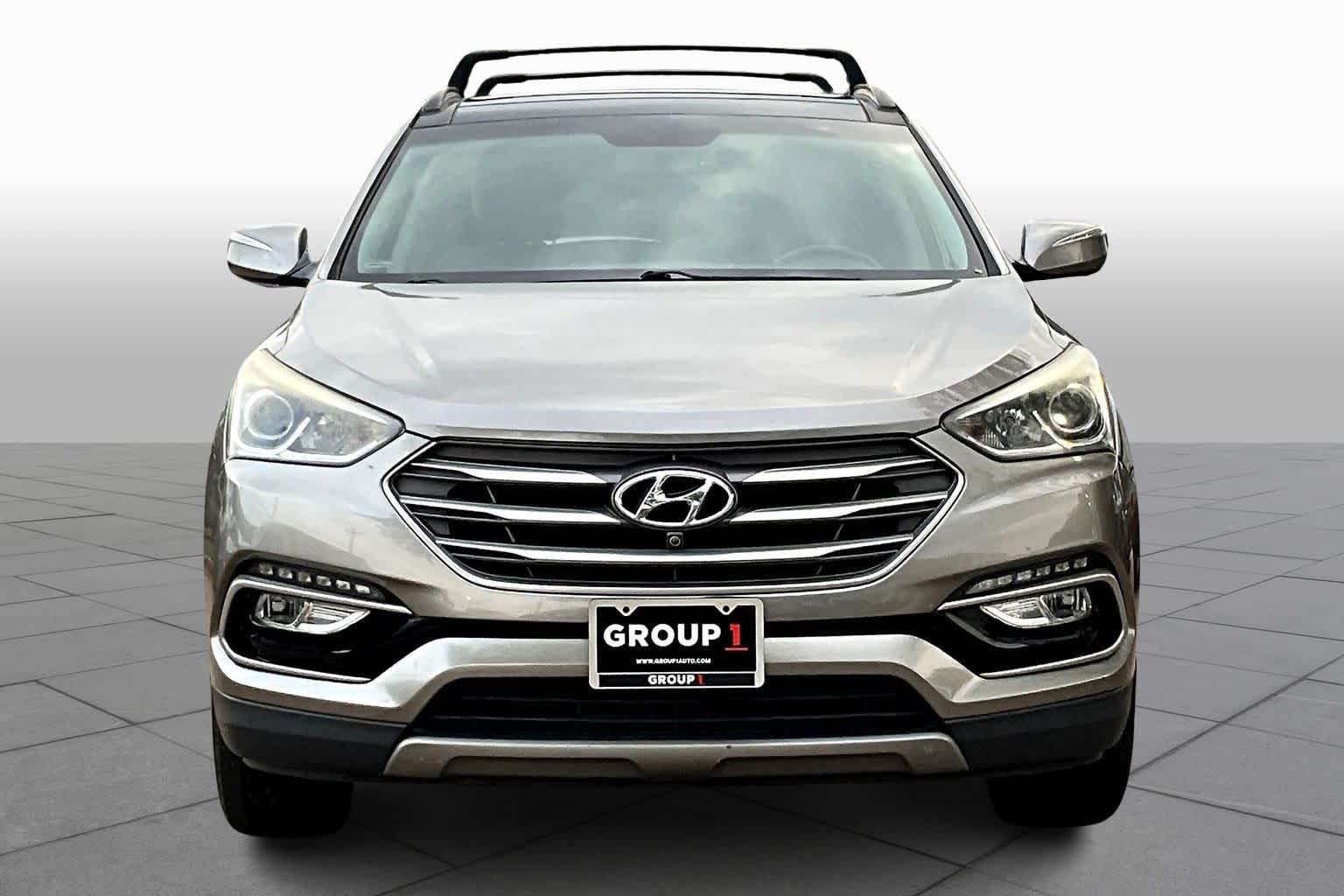 2017 Hyundai Santa Fe Sport 2.0T Ultimate photo 3