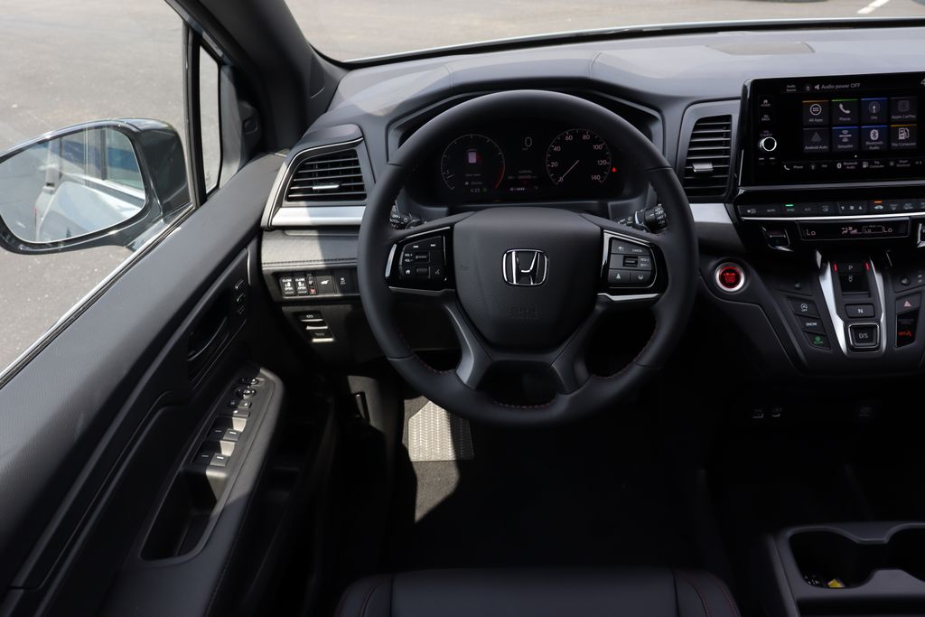 2026 Honda Odyssey photo 18