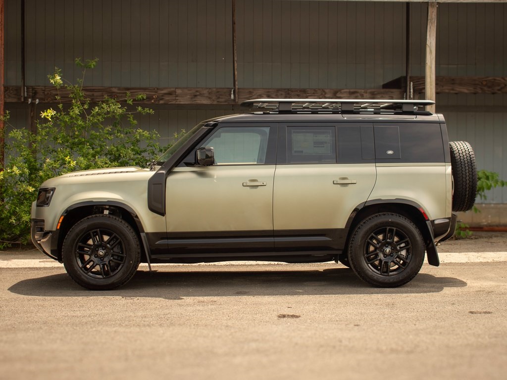 New 2024 Land Rover Defender 110 XDynamic SE 4 Door SUV in Norwood 