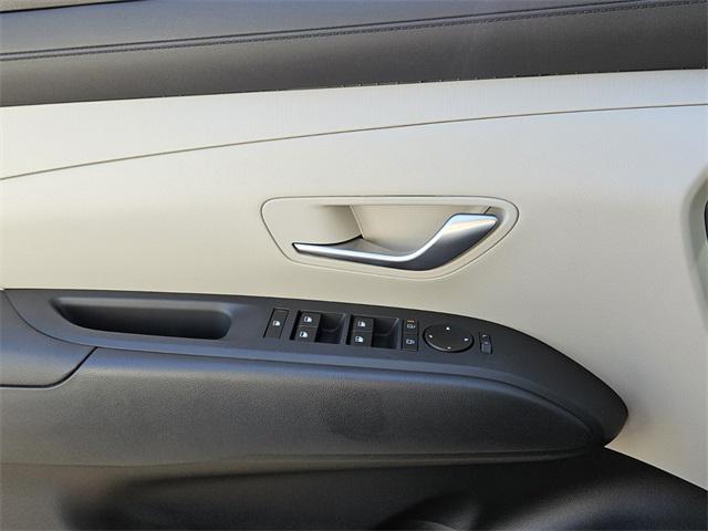 2026 Hyundai Tucson SEL photo 25