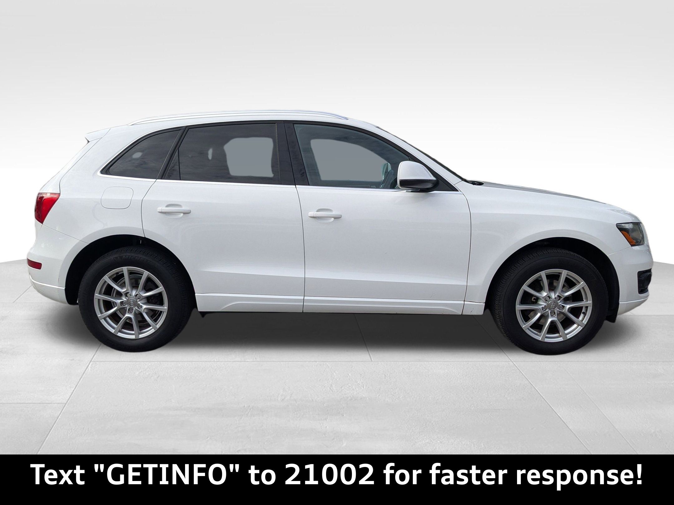 2012 Audi Q5 2.0T Premium photo 2