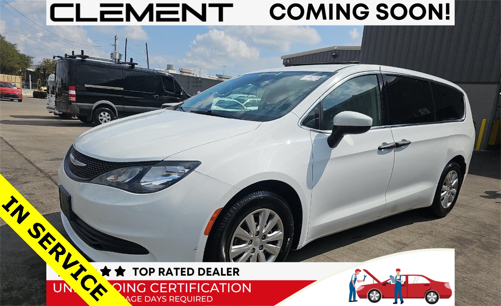 2020 Chrysler Voyager L's photo