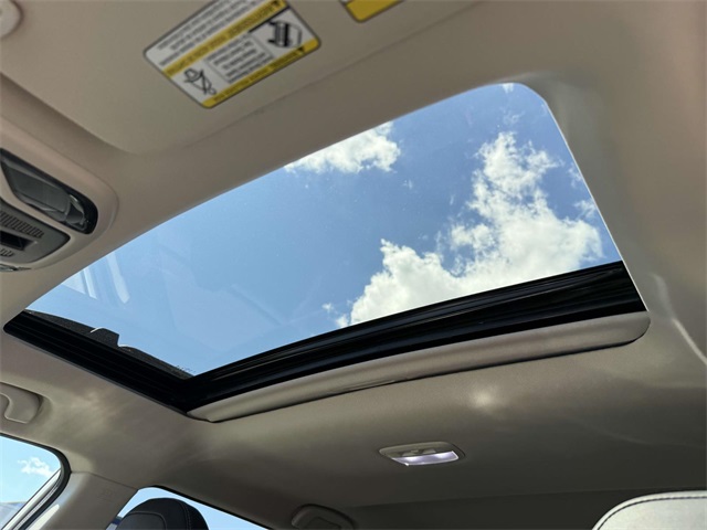 2025 Subaru Outback Onyx Edition XT photo 4