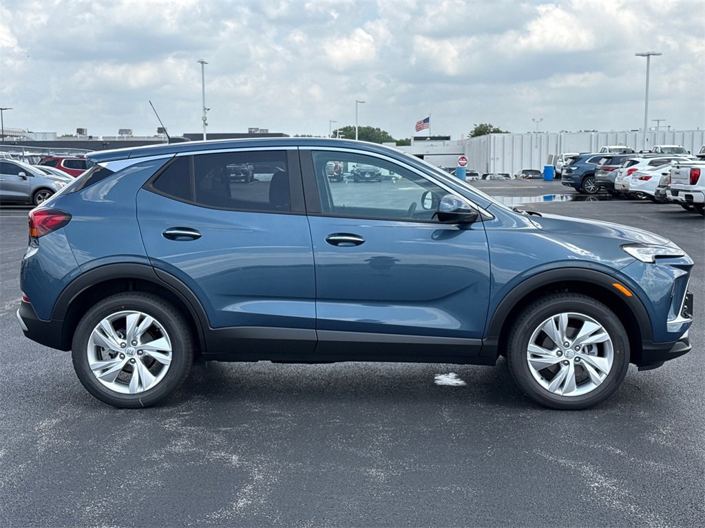 2026 Buick Encore GX Preferred photo 8