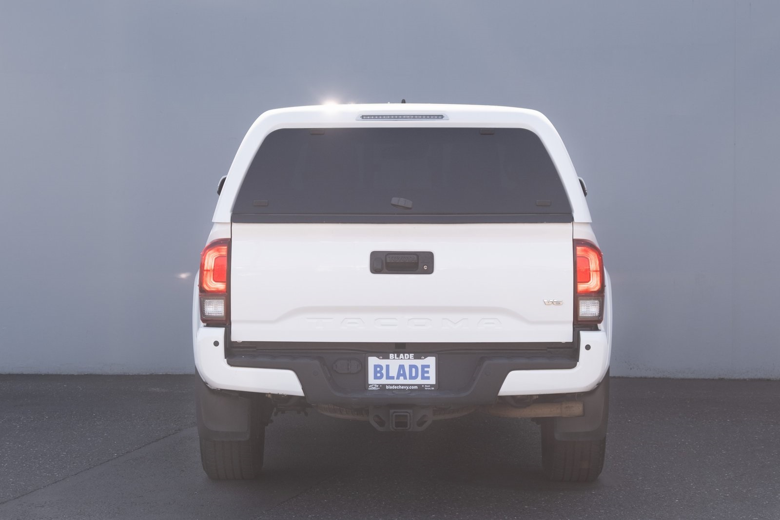 2019 Toyota Tacoma SR5 photo 16