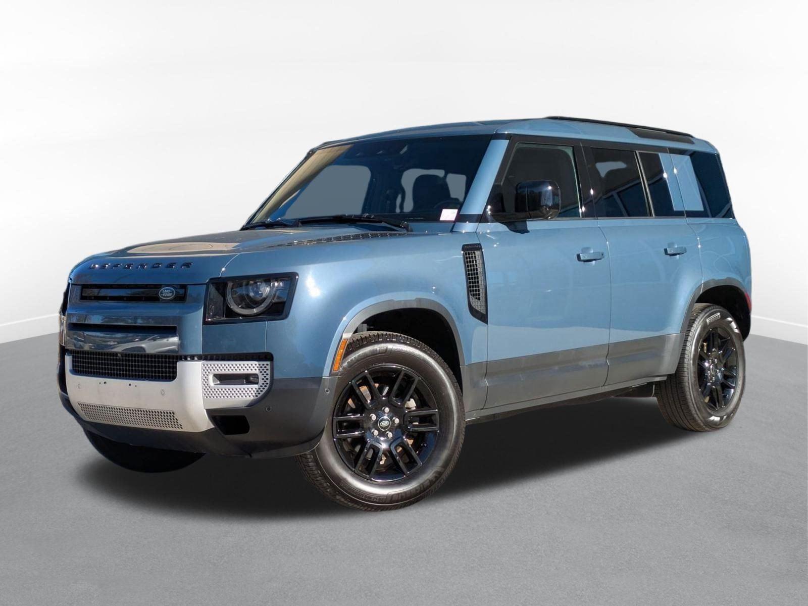 2025 Land Rover Defender S's photo