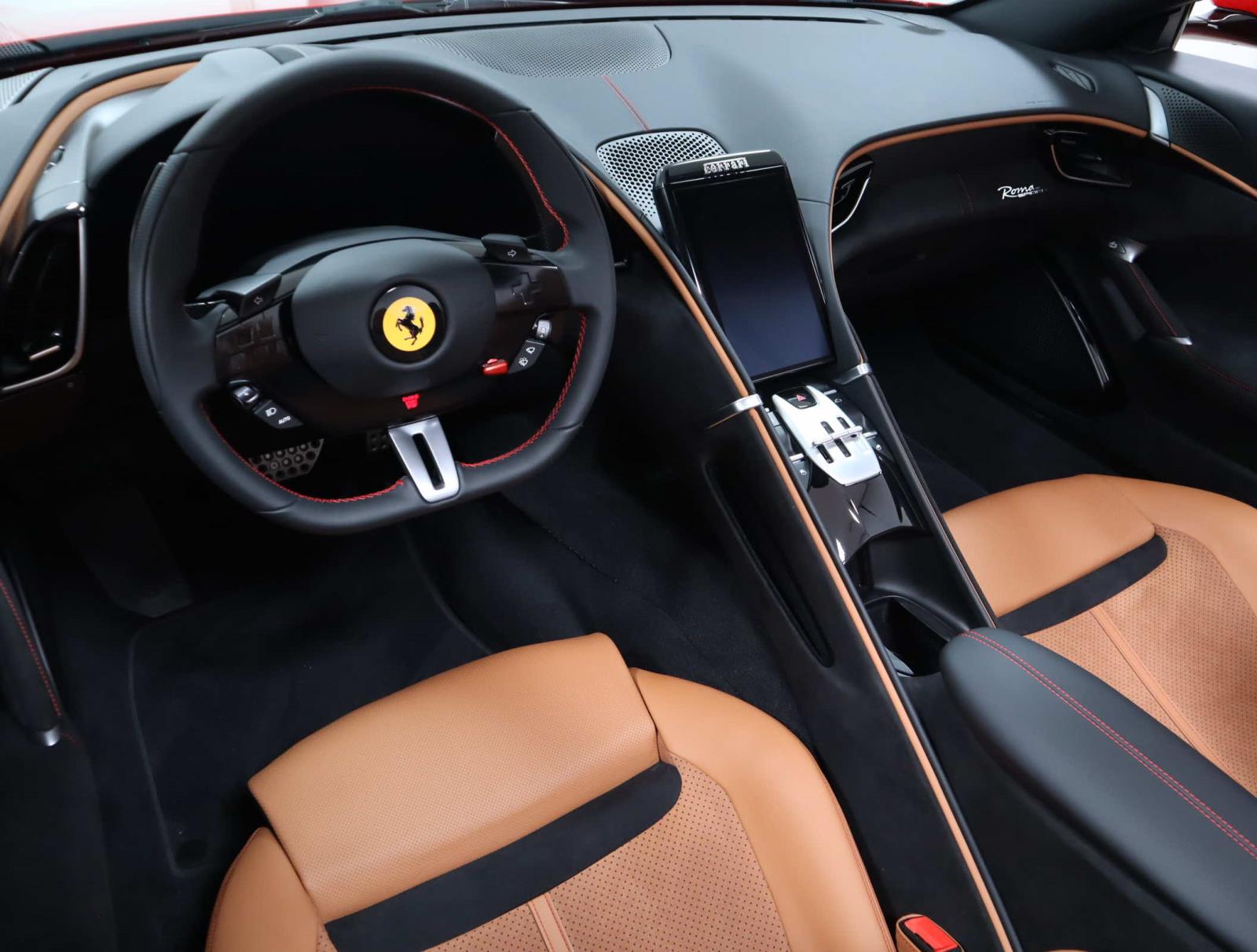 2025 Ferrari Roma Spider photo 18
