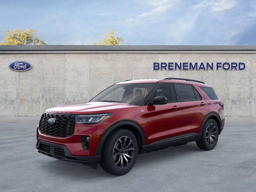 2025 Ford Explorer ST-LINE's photo