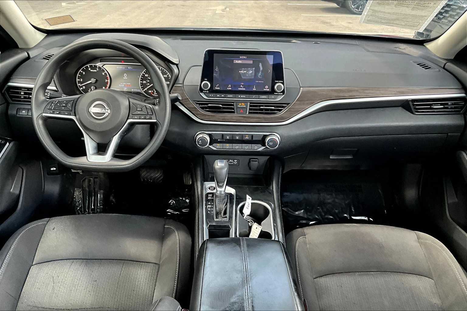 2023 Nissan Altima 2.5 SV photo 9
