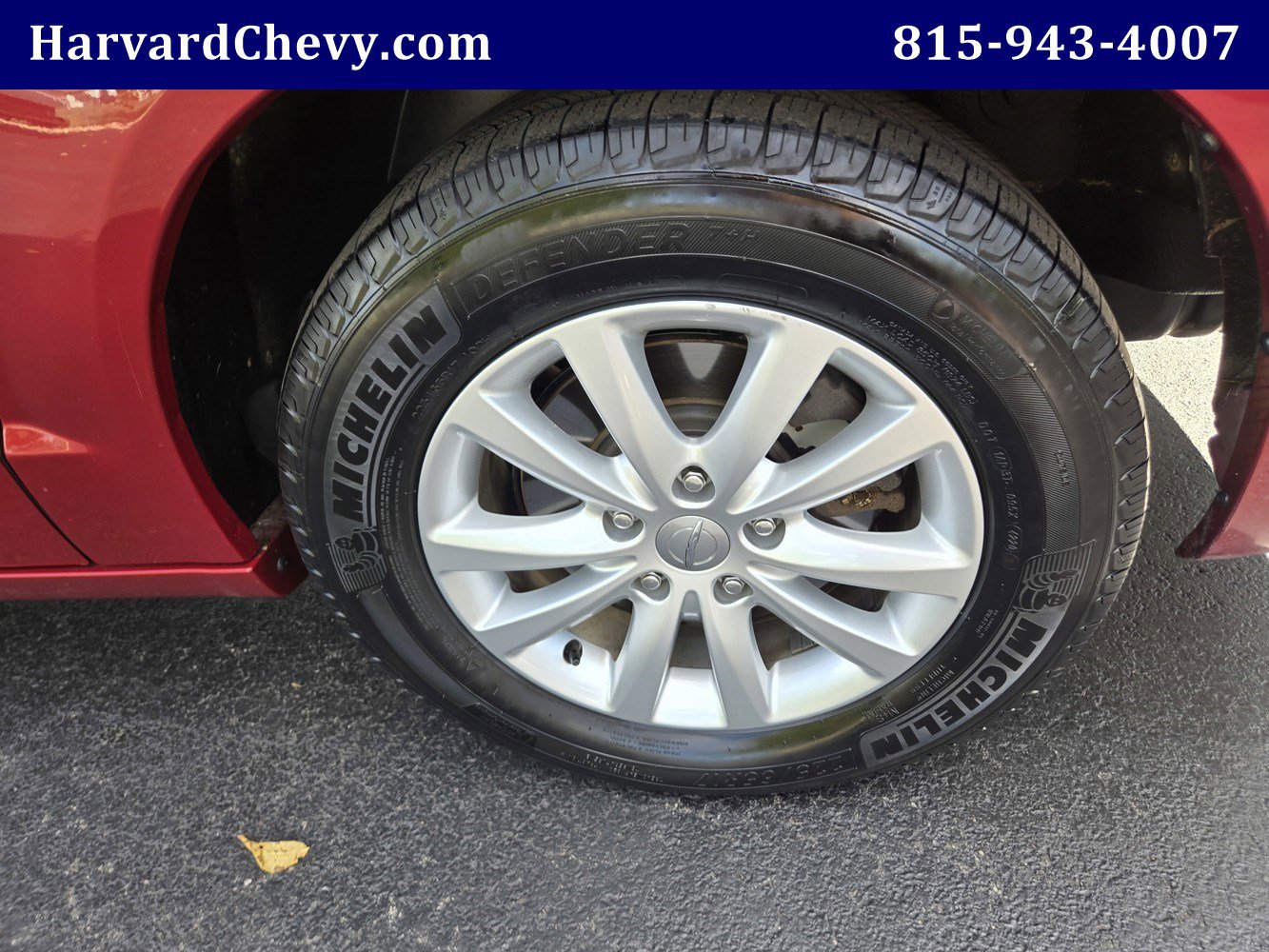 2015 Chrysler Town & Country Limited Platinum photo 36