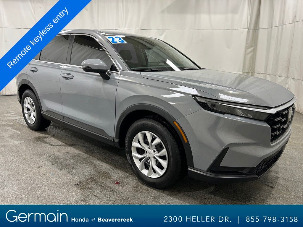 2023 Honda CR-V LX's photo