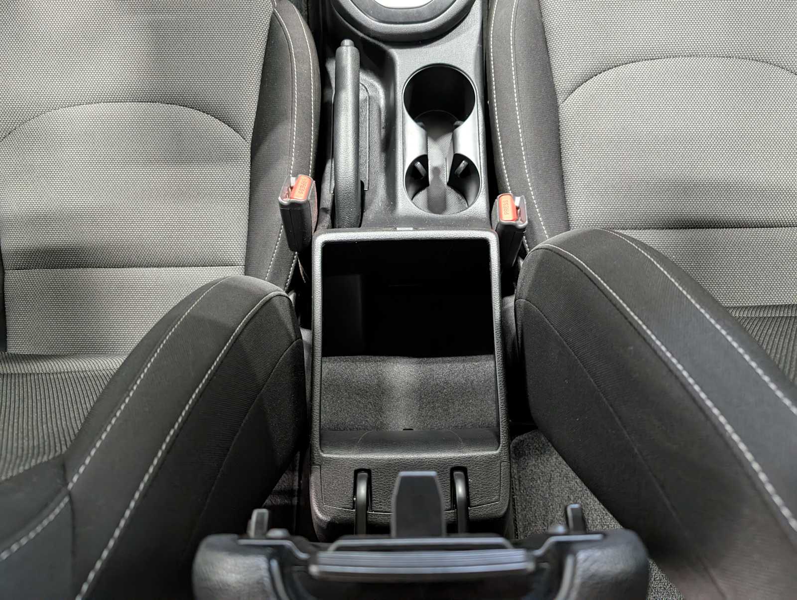 2023 Kia Forte LXS photo 19