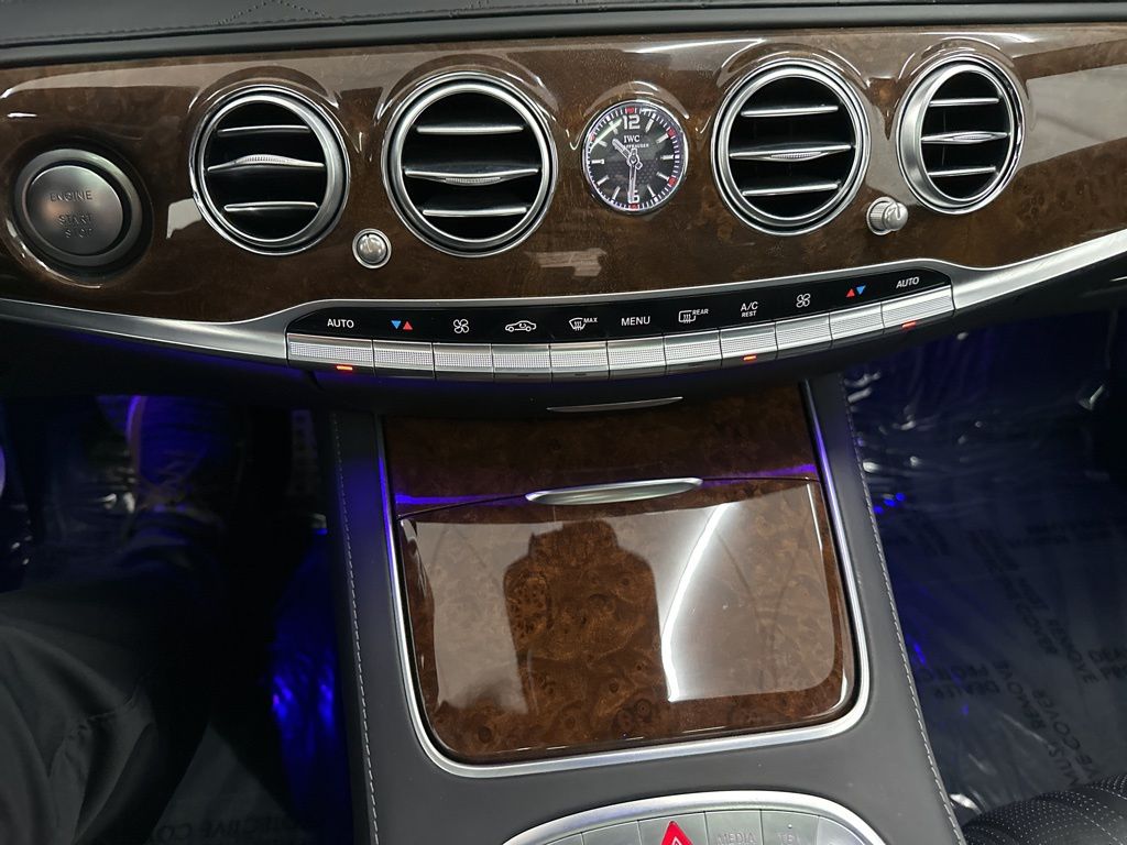 2015 Mercedes Benz S 63 AMG 4MATIC photo 11
