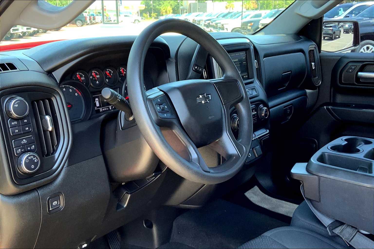 2019 Chevrolet Silverado 1500 Custom Trail Boss photo 16