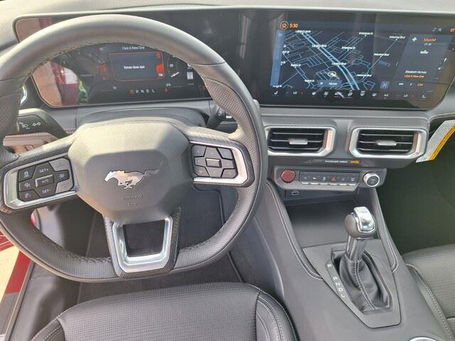 2025 Ford Mustang EcoBoost Premium photo 21