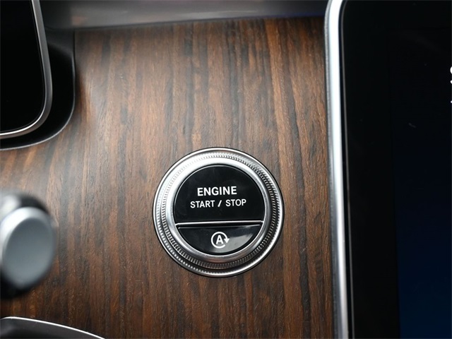 2026 Mercedes Benz C 300 photo 3