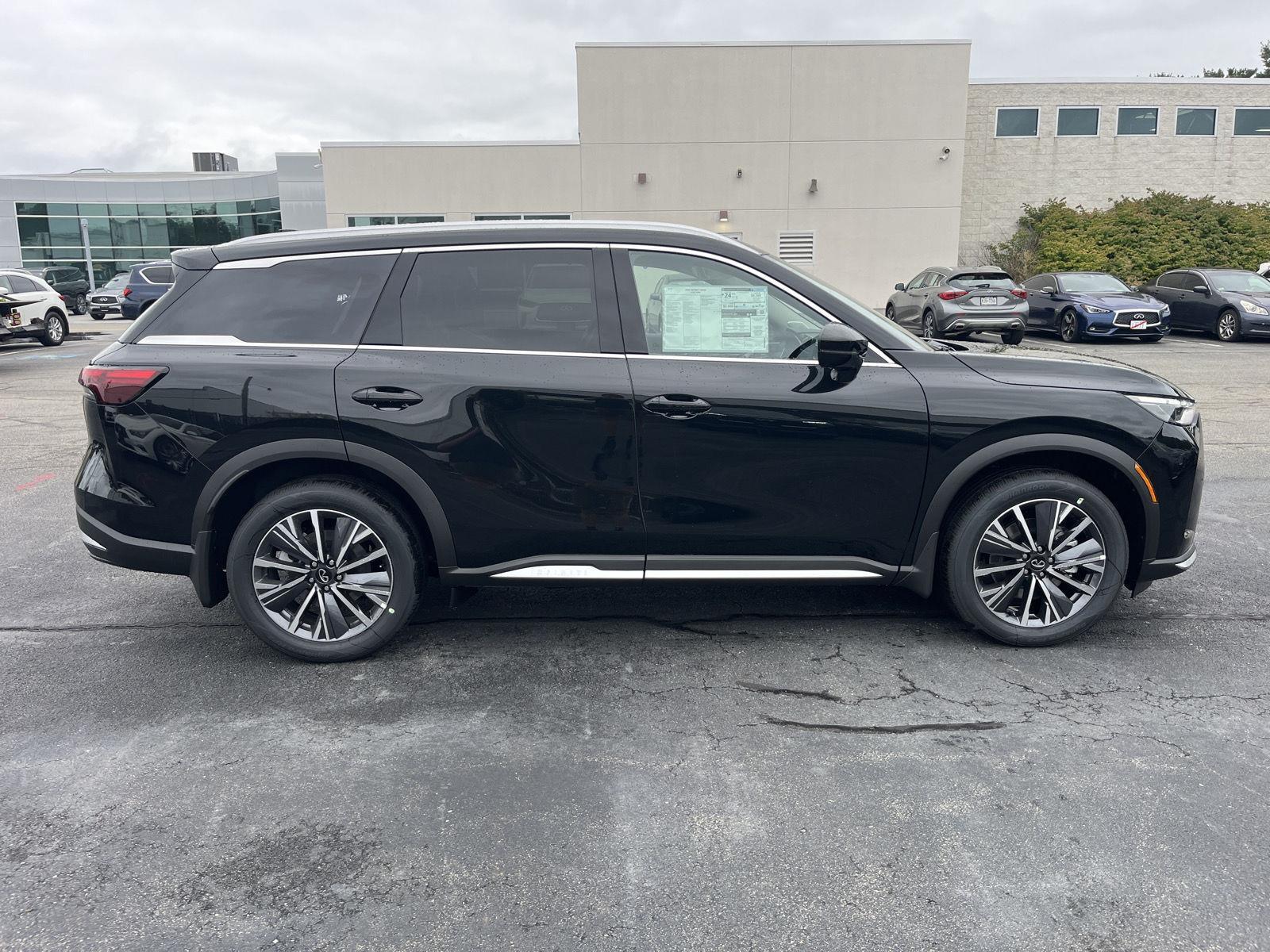 2026 Infiniti QX60 Luxe AWD photo 2