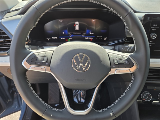 2025 Volkswagen Taos S photo 5