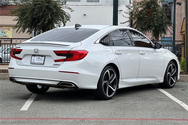 2021 Honda Accord Sport photo 3