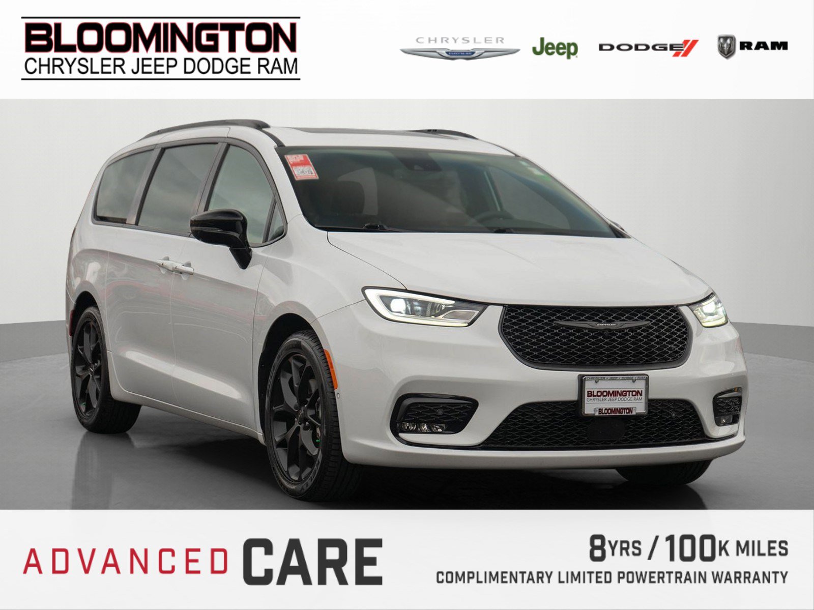 2024 Chrysler Pacifica Limited's photo