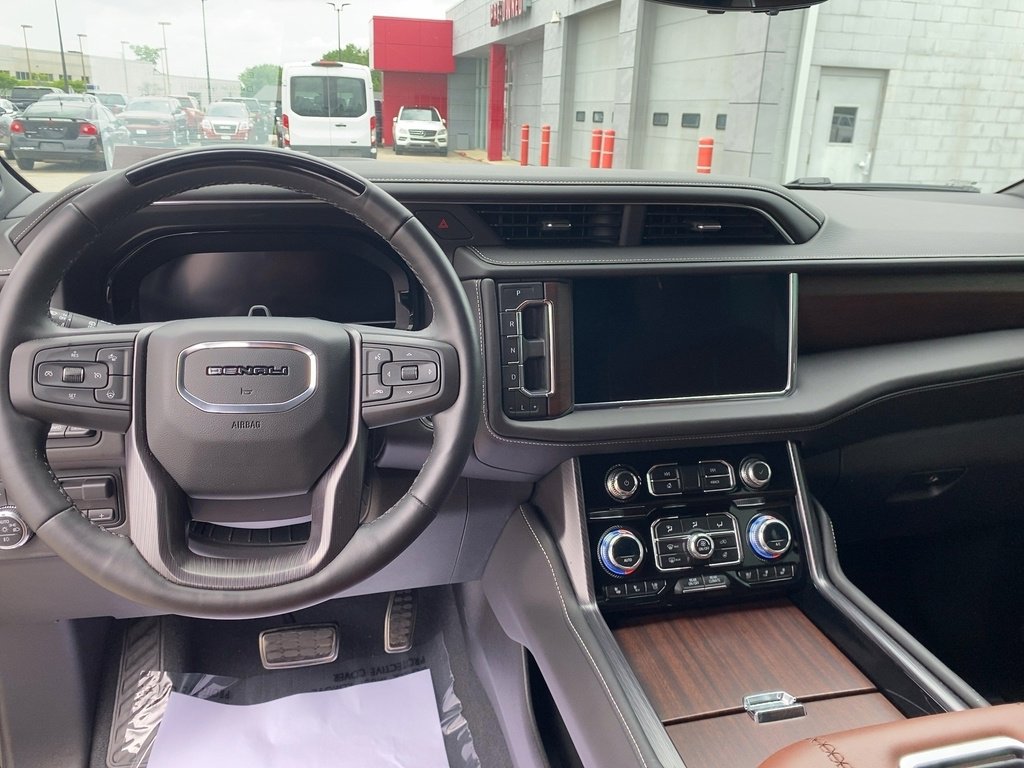 2023 Gmc Yukon XL Denali Ultimate photo 12