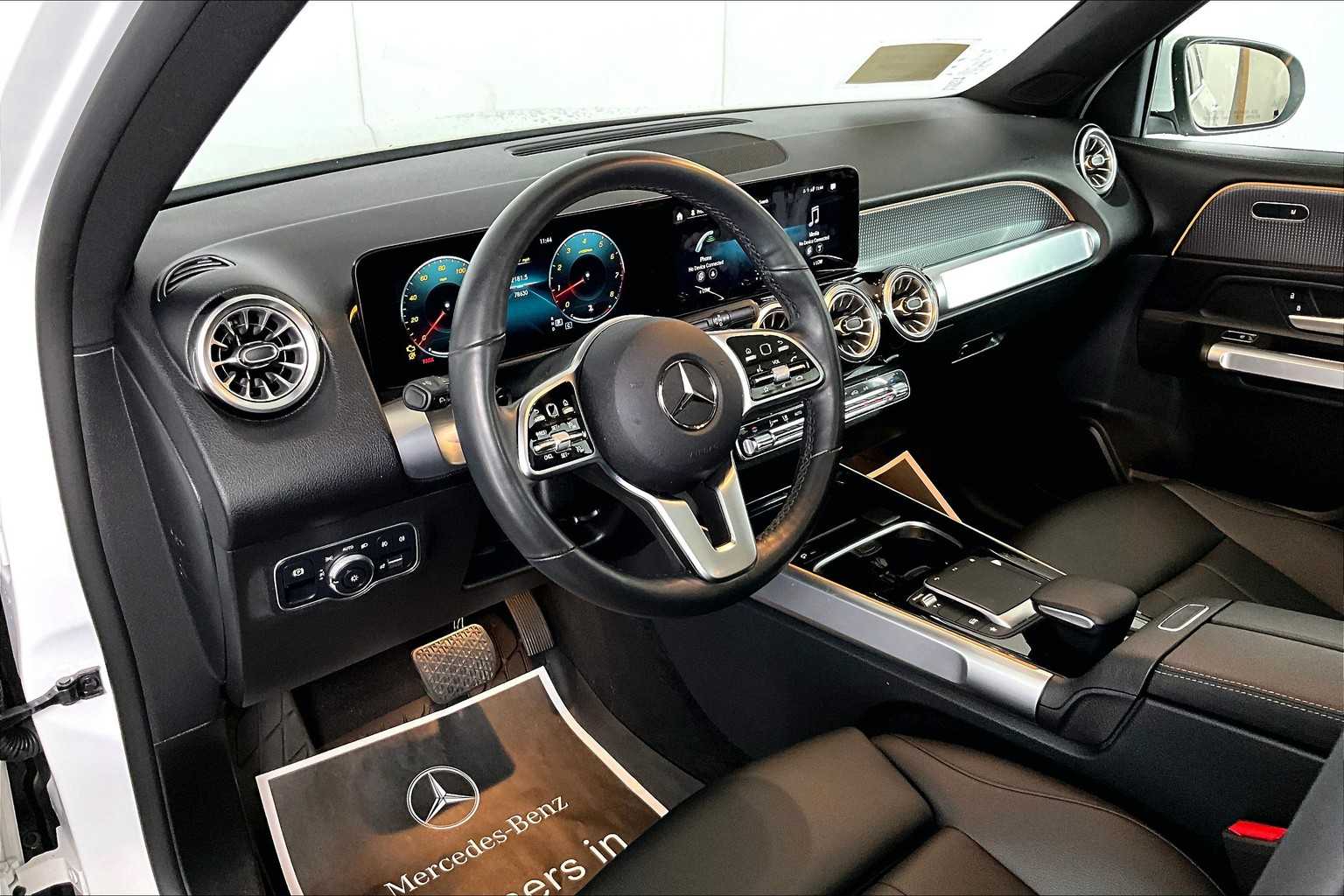 2022 Mercedes Benz GLB 250 4MATIC photo 16