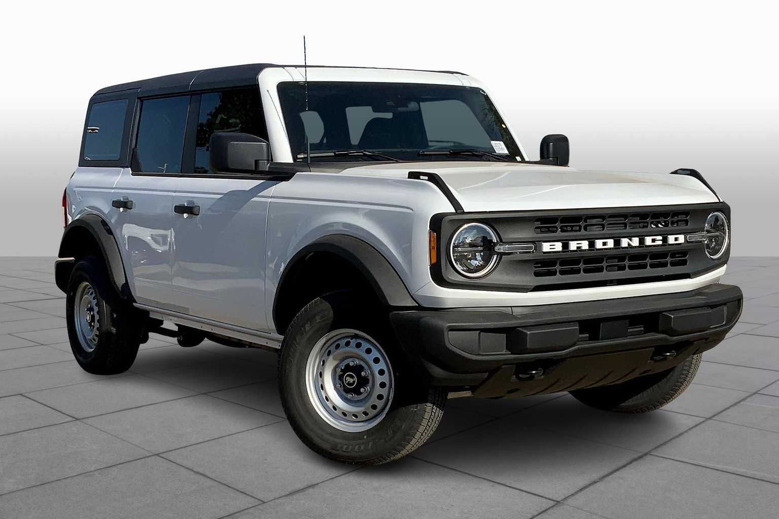 2025 Ford Bronco Base photo 2
