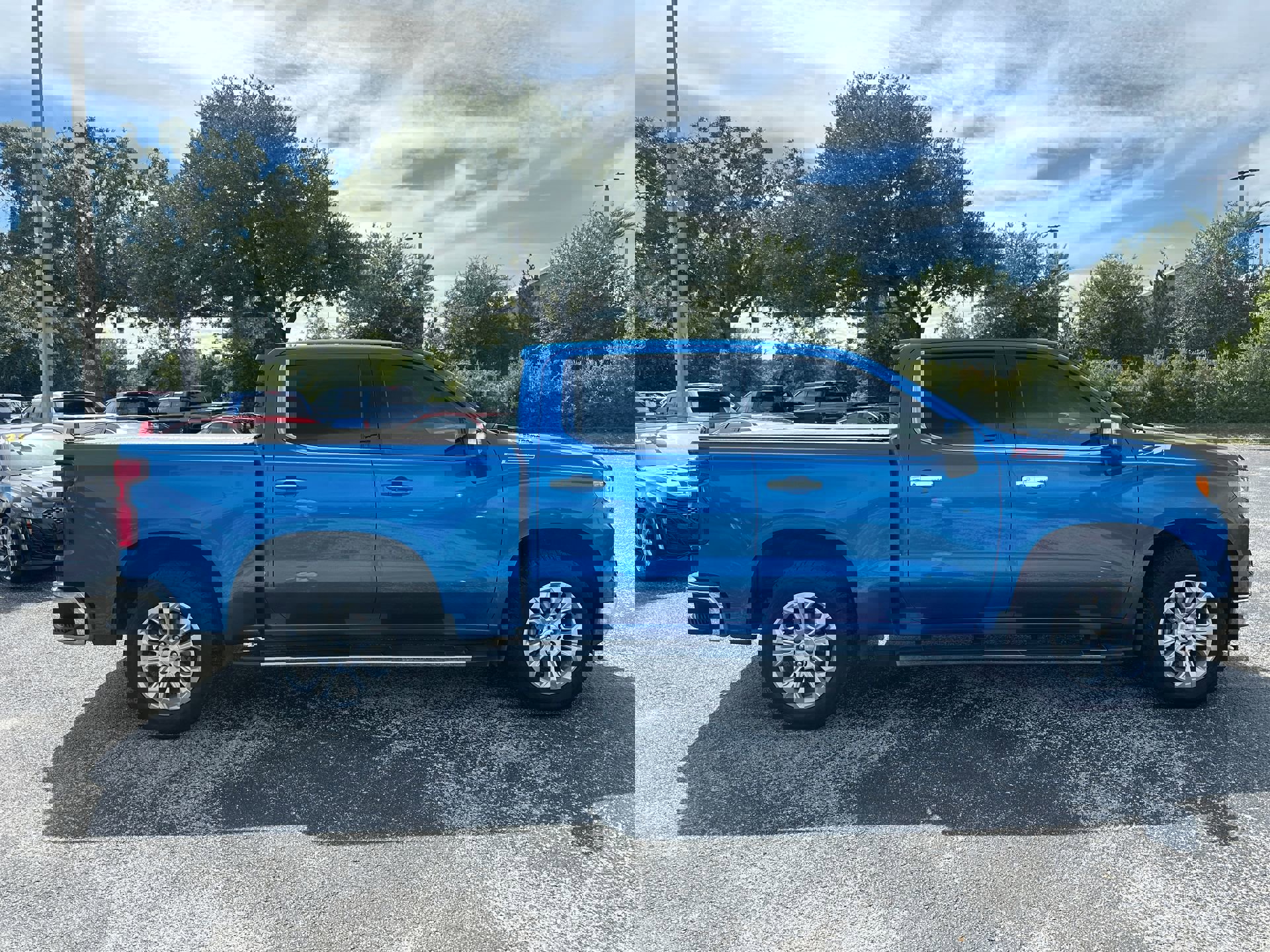 2022 Chevrolet Silverado 1500 LTZ photo 3