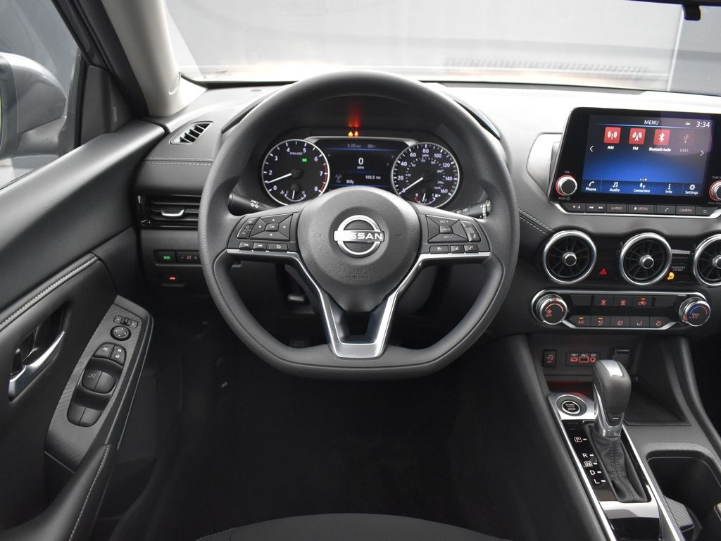 2025 Nissan Sentra SV photo 11