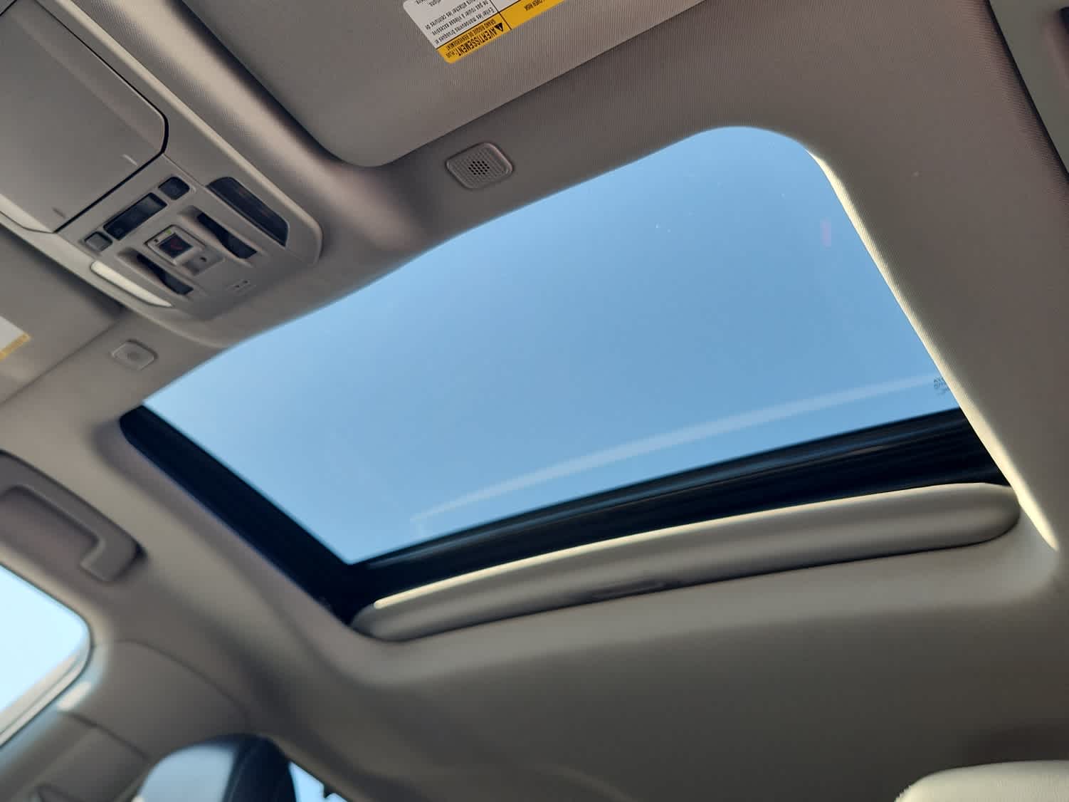 2023 Toyota Highlander Limited photo 10
