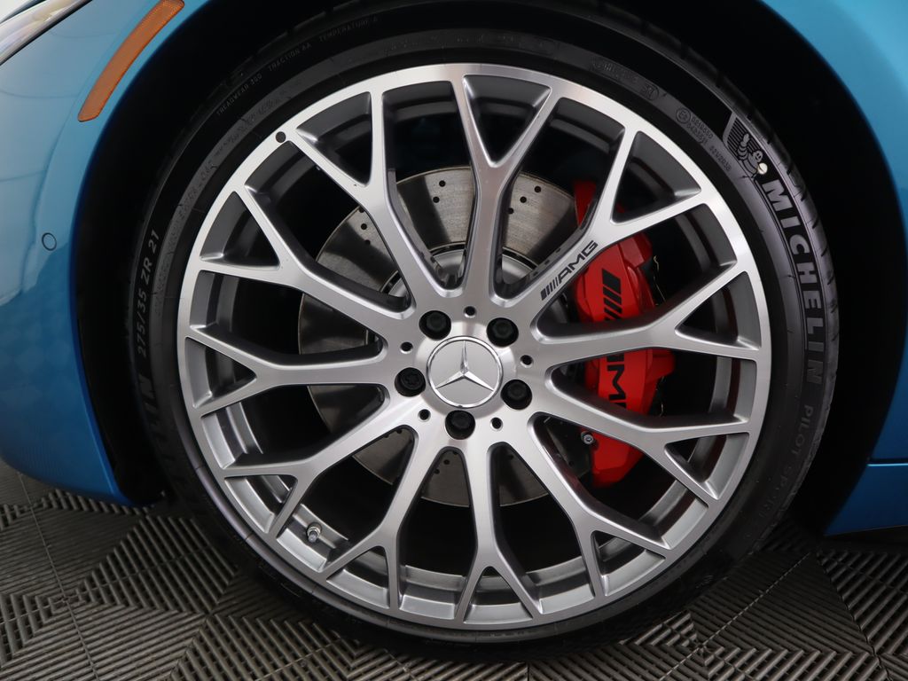 2025 Mercedes Benz SL 55 AMG photo 36