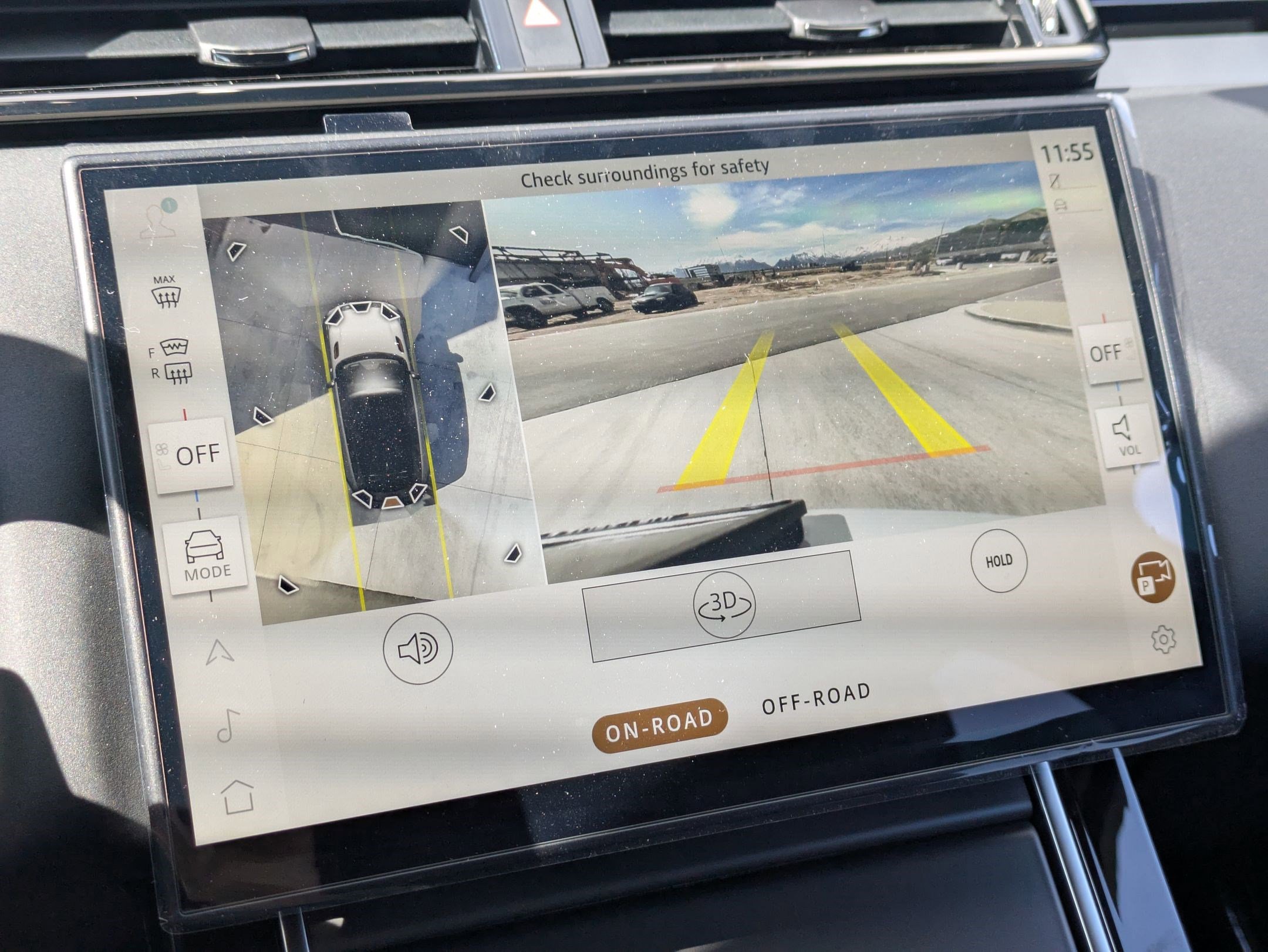 2026 Land Rover Range Rover Velar S photo 13