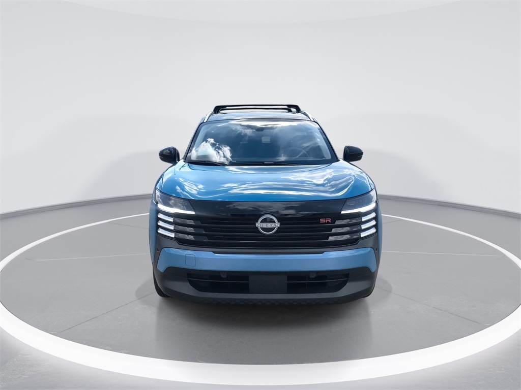 2026 Nissan Kicks SR photo 3