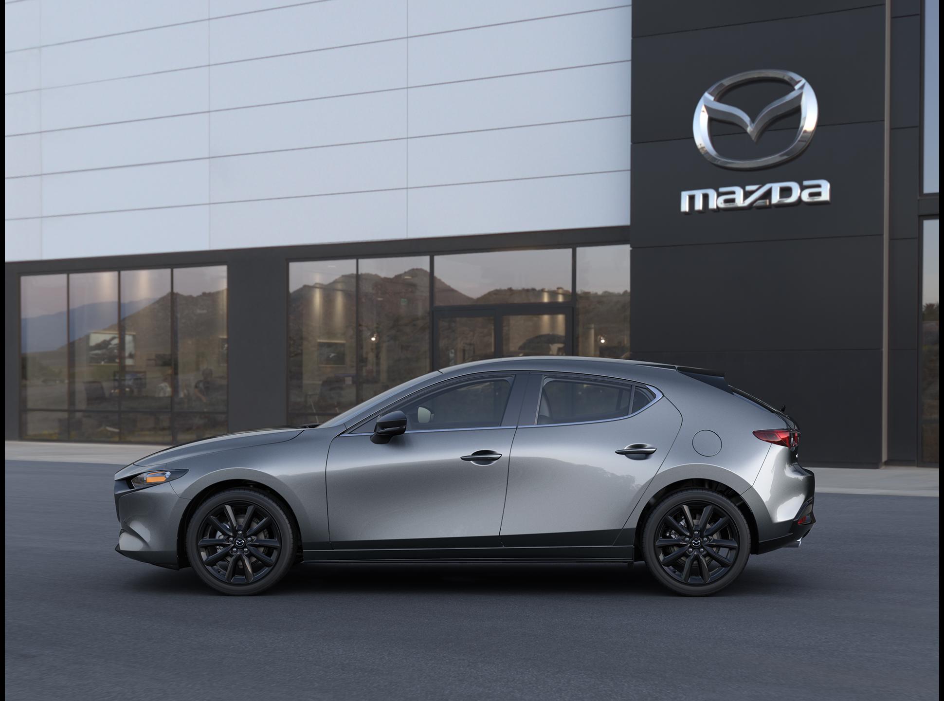 2025 Mazda Mazda3 Hatchback 2.5 Select Sport photo 3