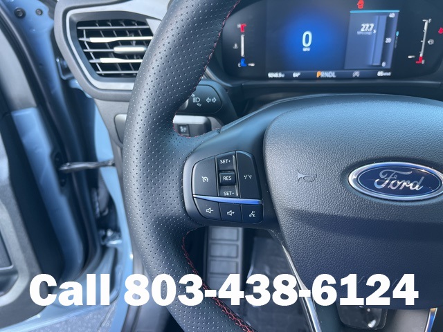 2025 Ford Escape ST-Line photo 18