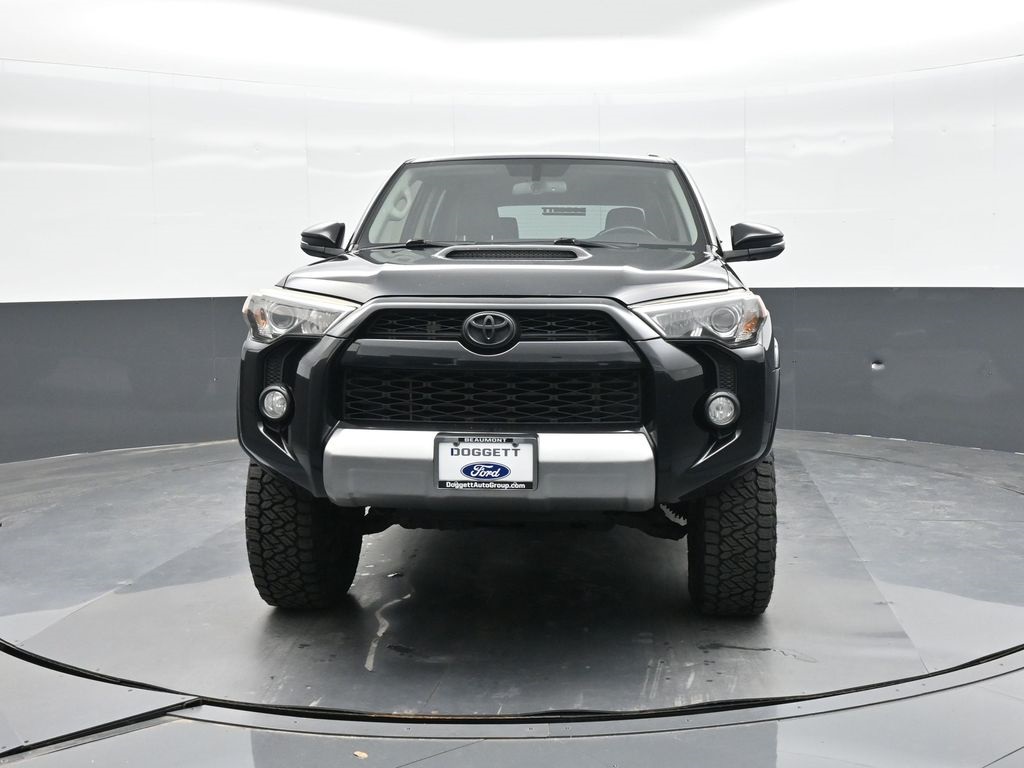 2017 Toyota 4Runner SR5 photo 18