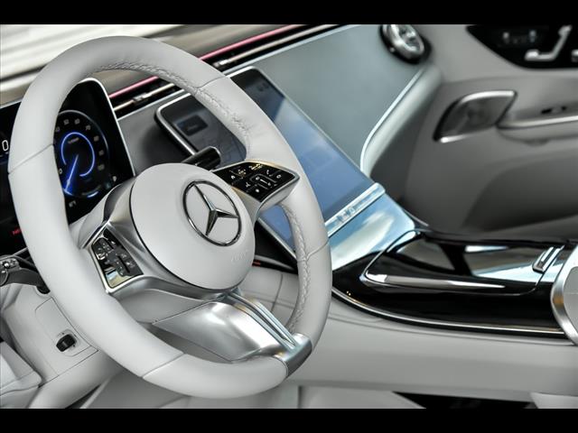 2025 Mercedes Benz EQE SUV 350 4MATIC photo 11