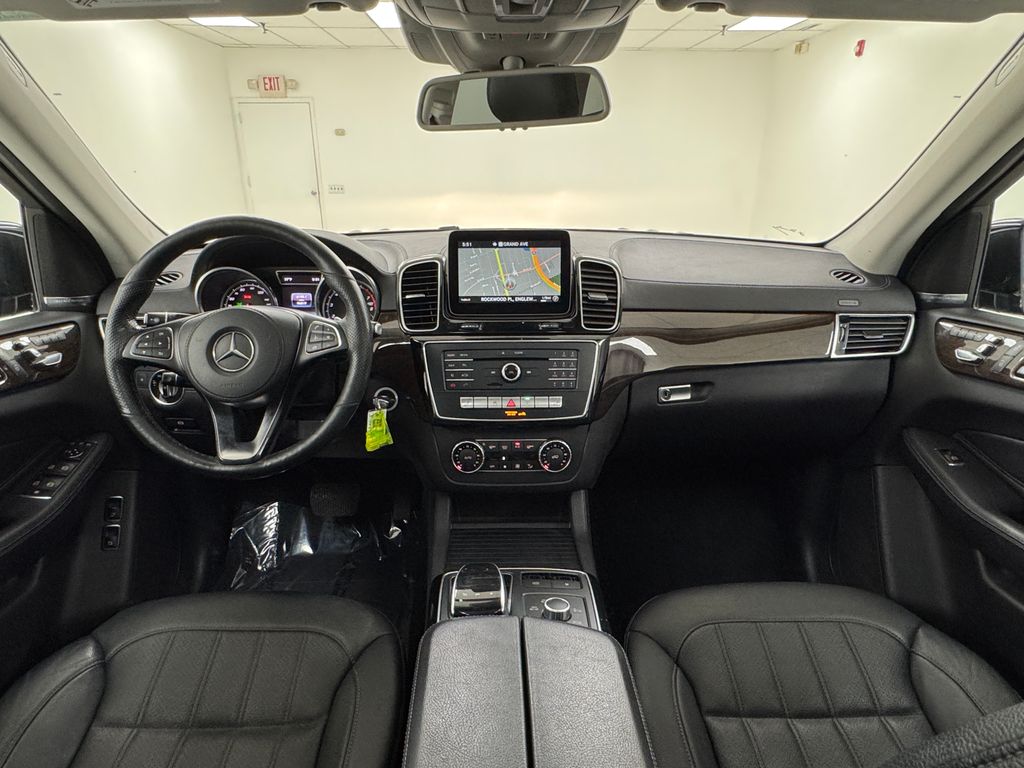 2018 Mercedes Benz GLS 450 4MATIC photo 18