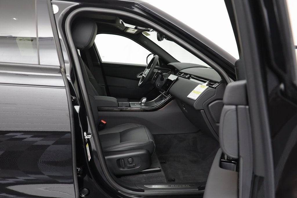 2026 Land Rover Range Rover Velar S photo 17