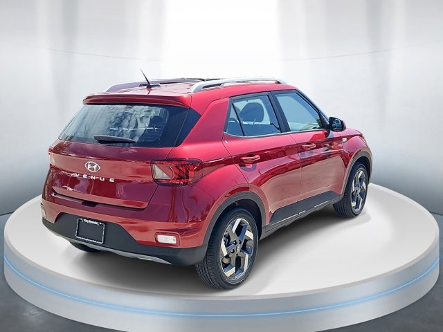 2025 Hyundai Venue SEL photo 4
