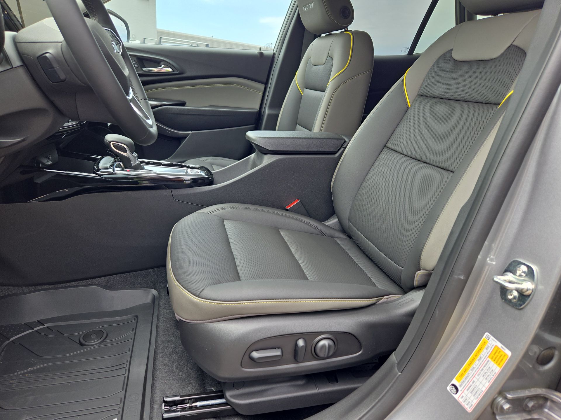 2025 Chevrolet Trax ACTIV photo 24