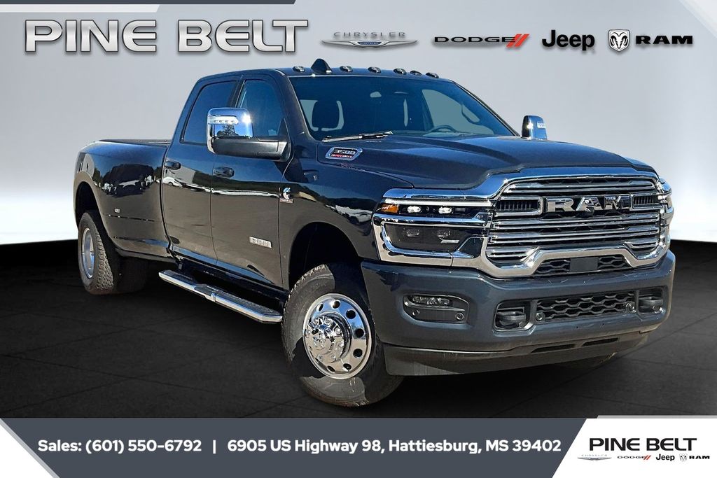 2026 RAM Ram 3500 Pickup Laramie's photo