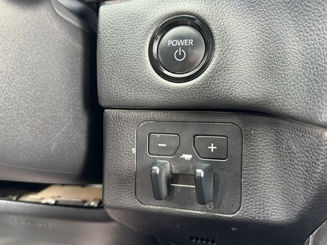 2025 Toyota Sequoia SR5 photo 15