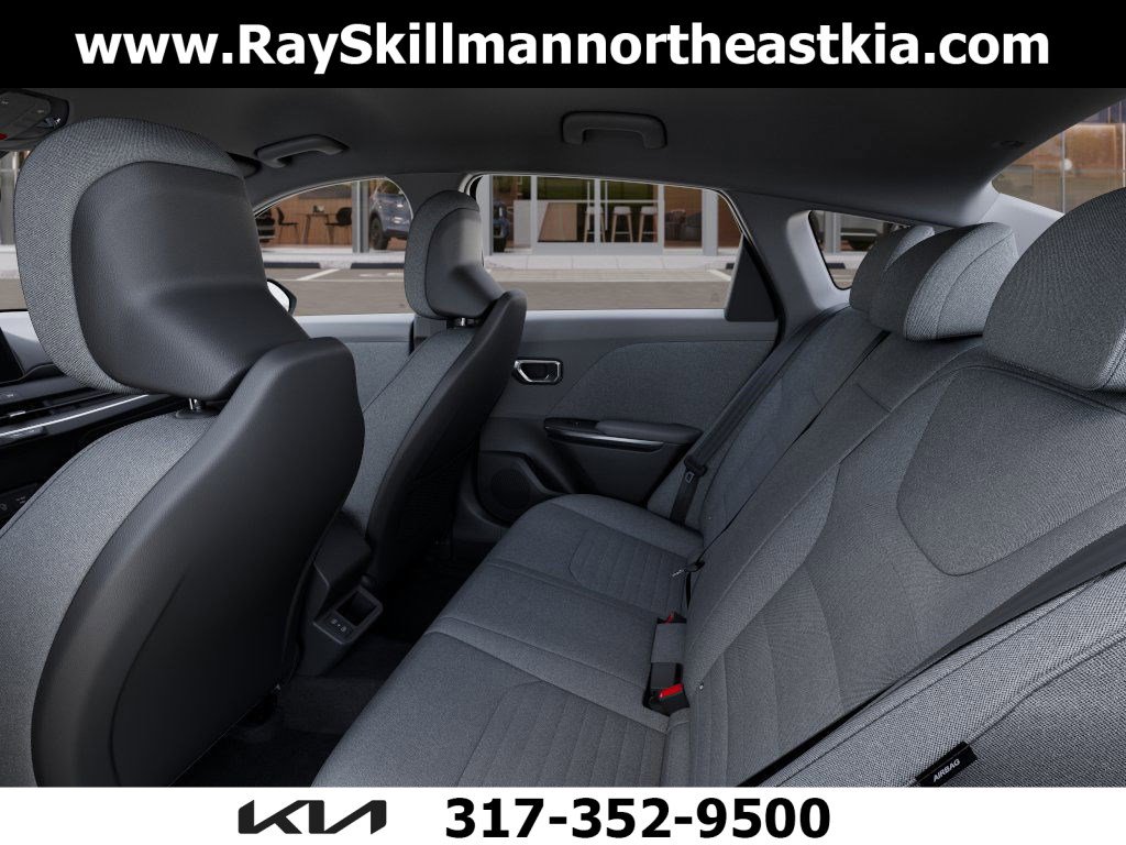 2025 Kia K4 EX photo 18