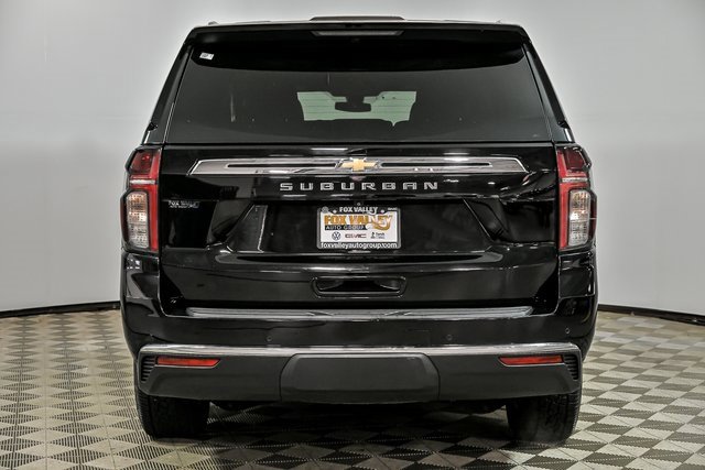 2021 Chevrolet Suburban LS photo 7