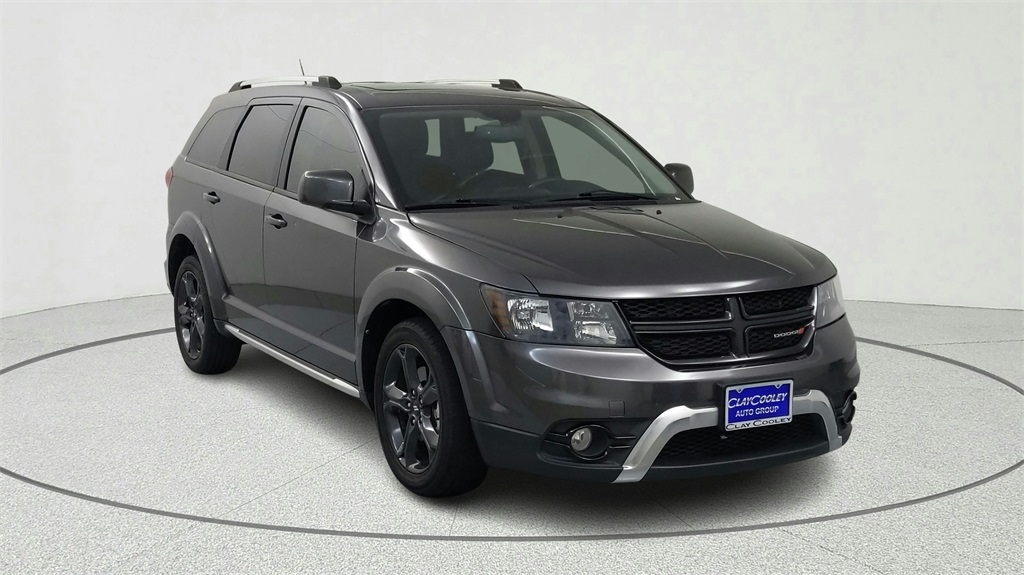 2018 Dodge Journey Crossroad's photo