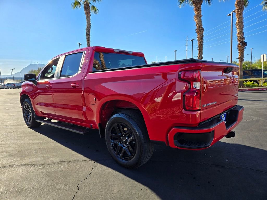 2023 Chevrolet Silverado 1500 RST photo 4