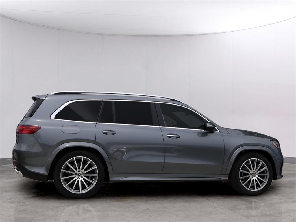 2025 Mercedes Benz GLS 450 4MATIC photo 4