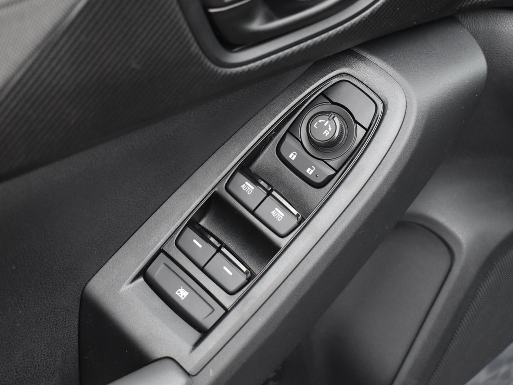 2025 Subaru Crosstrek Sport photo 7