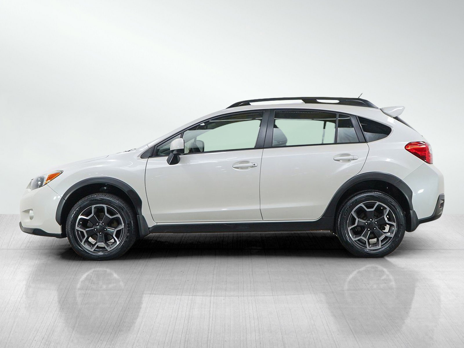 Used 2013 Subaru XV Crosstrek Limited with VIN JF2GPAGC2DH828446 for sale in South Saint Paul, Minnesota